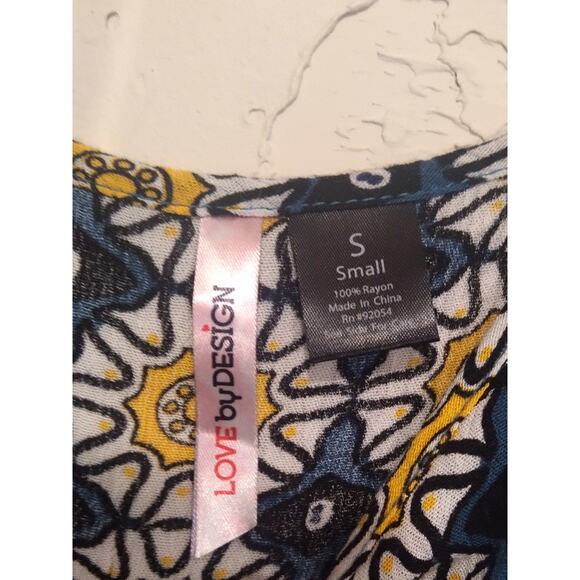 Love by Design Cold-Shoulder Top - Picture 5 of 5